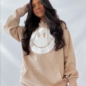 Skullhousedesigns Sherpa smiley hoodie pull over